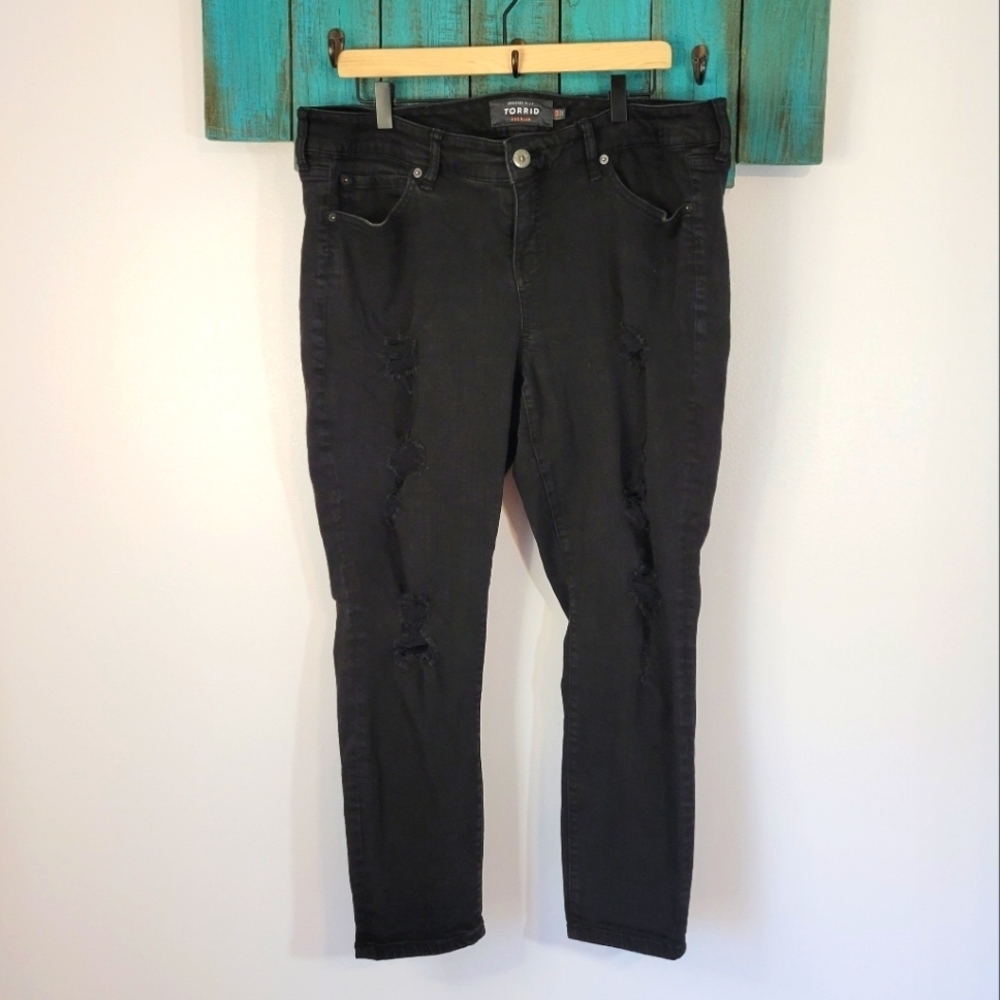 Torrid black distressed "Ankle Skinny" ripped premium denim jeans